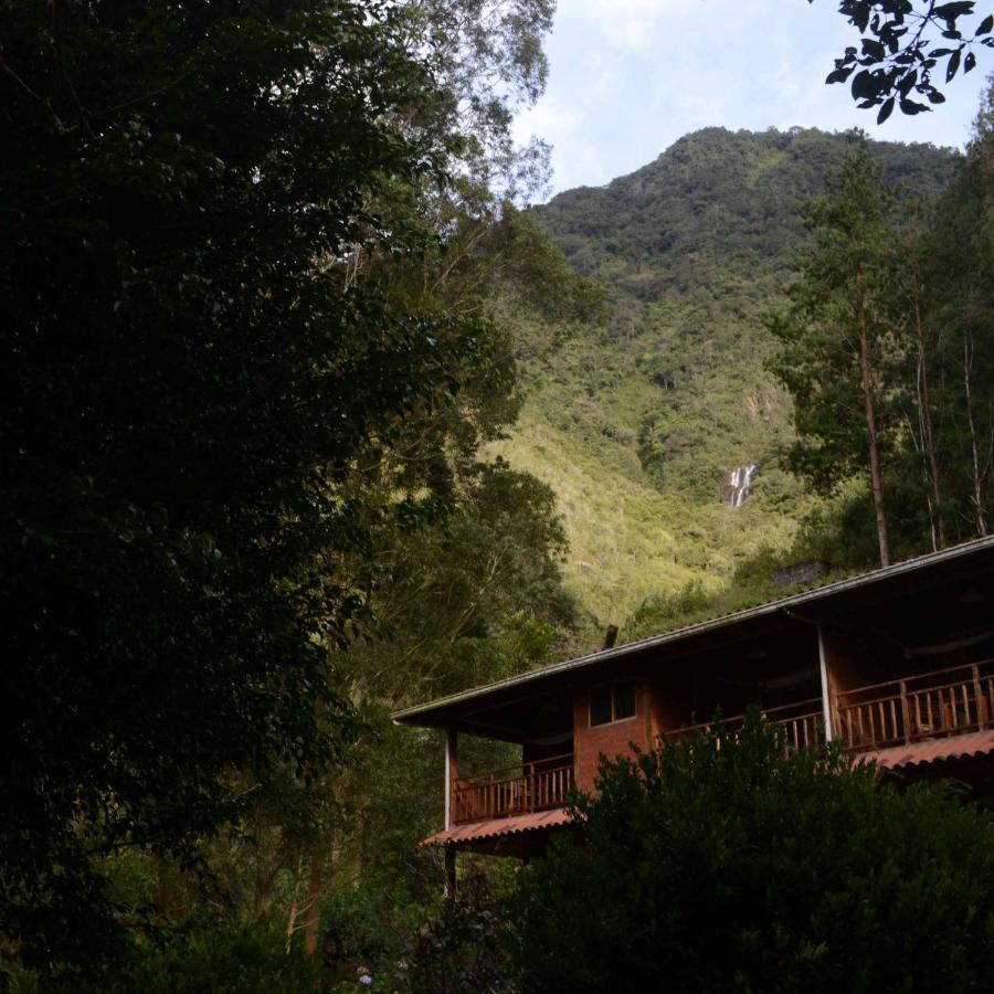 Mama Tungu Hostel Banos  Exterior photo